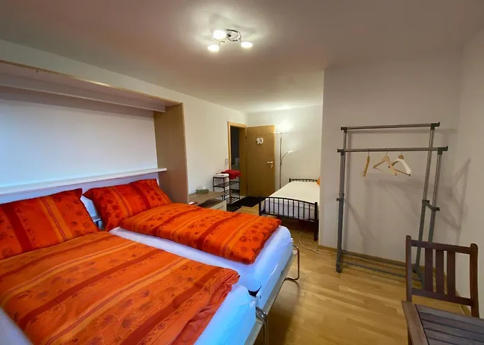 Atelier 67 לינה וארוחת בוקר Obersaxen